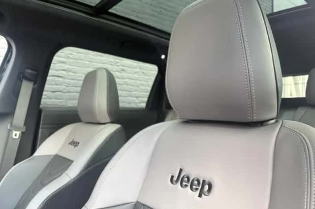 Jeep Compass (2026) thumbnail 12