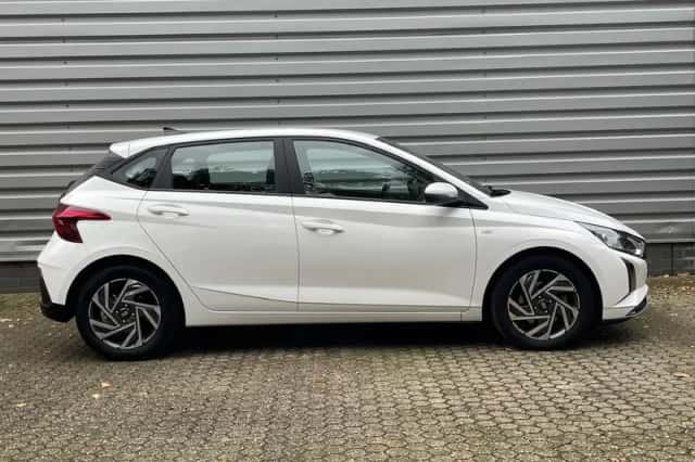 Hyundai i20 (2024) thumbnail 4
