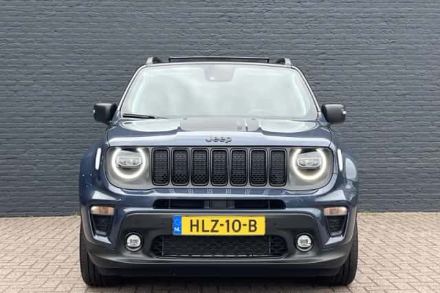 Jeep Renegade (2025) thumbnail 3