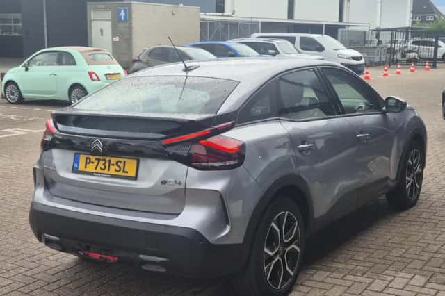 Citroën ë-C4 (2022) thumbnail 2