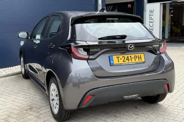 Mazda 2 Hybrid (2023) thumbnail 4