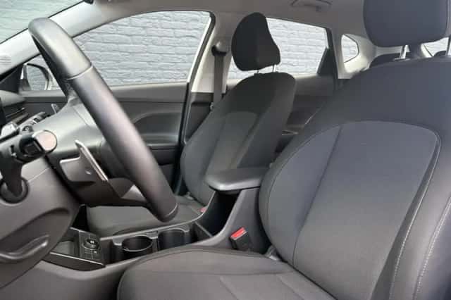Hyundai Kona (2024) thumbnail 12