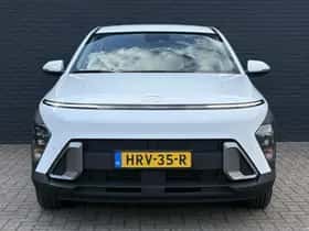 Hyundai Kona (2024) thumbnail 3