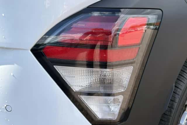Hyundai Kona (2024) thumbnail 33