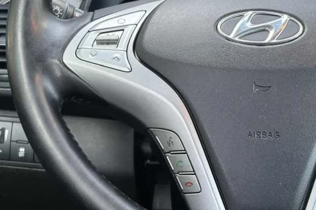 Hyundai ix20 (2015) thumbnail 18