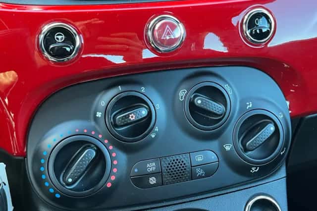 Fiat 500 (2024) thumbnail 25
