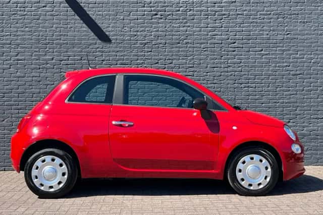 Fiat 500 (2024) thumbnail 5