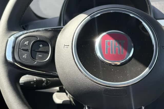 Fiat 500 (2023) thumbnail 17
