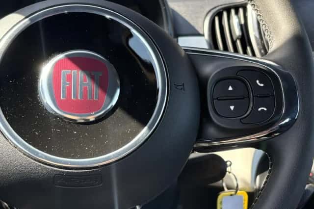 Fiat 500 (2023) thumbnail 18