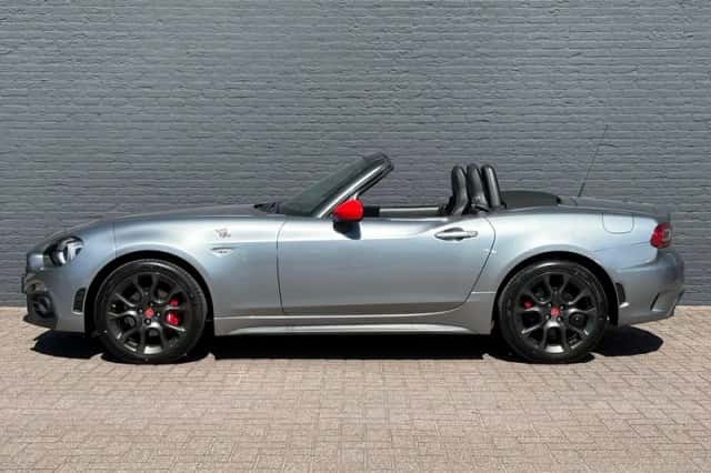 Fiat 124 Spider (2017) thumbnail 11