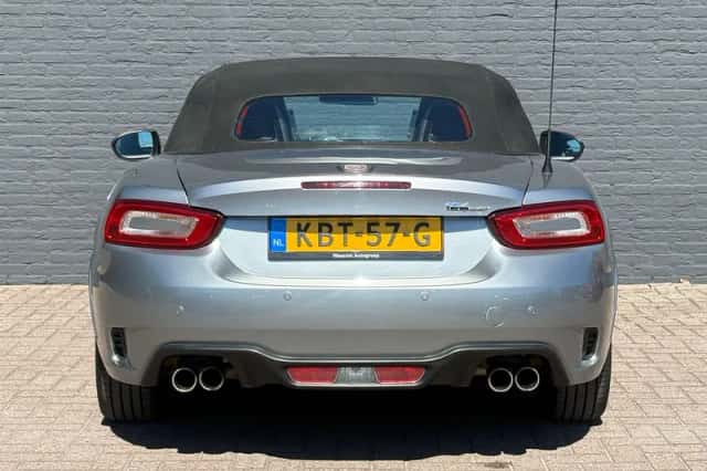Fiat 124 Spider (2017) thumbnail 14