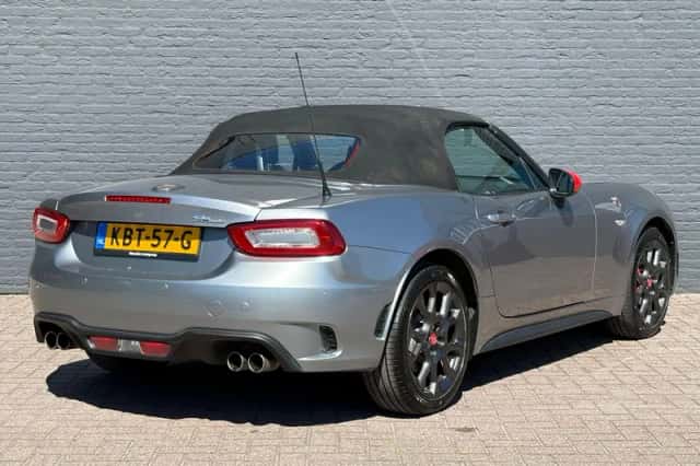 Fiat 124 Spider (2017) thumbnail 10