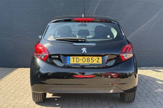 Peugeot 208 (2018) thumbnail 6
