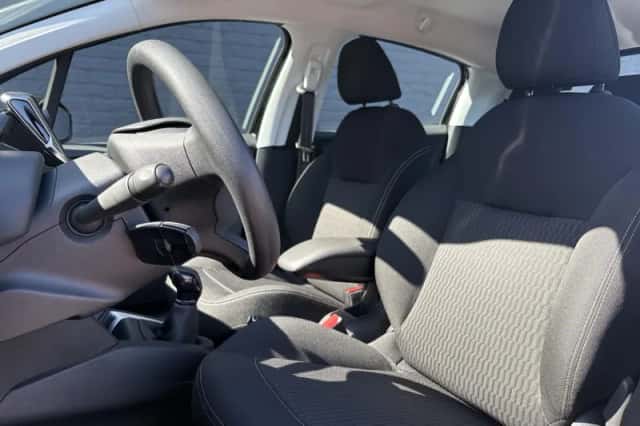 Peugeot 208 (2018) thumbnail 10