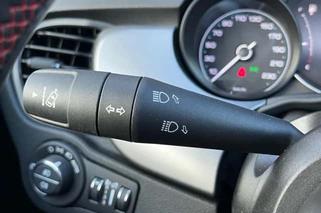 Fiat 500X (2024) thumbnail 25