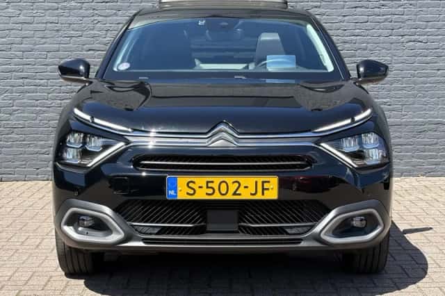 Citroën C4 (2023) thumbnail 2