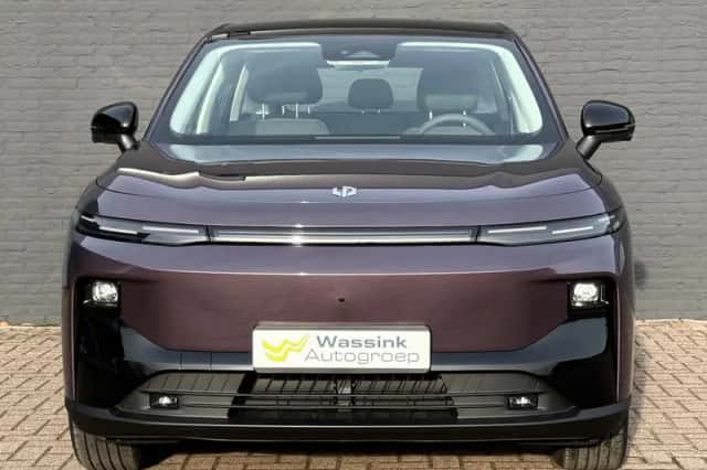 Leapmotor B10 (2026) thumbnail 2