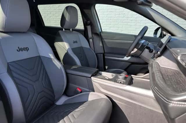 Jeep Compass (2026) thumbnail 13