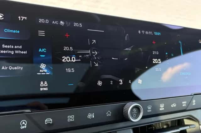 Jeep Compass (2026) thumbnail 33