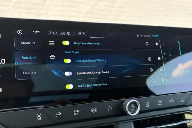 Jeep Compass (2026) thumbnail 35