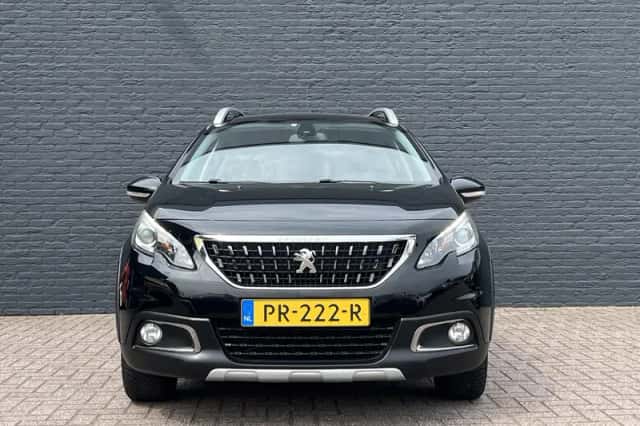 Peugeot 2008 (2017) thumbnail 2