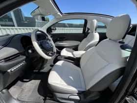 Fiat 500C (2023) thumbnail 5