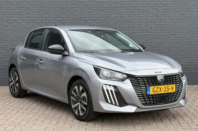 Peugeot 208 (2025) thumbnail 3