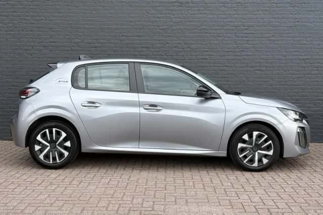 Peugeot 208 (2025) thumbnail 4
