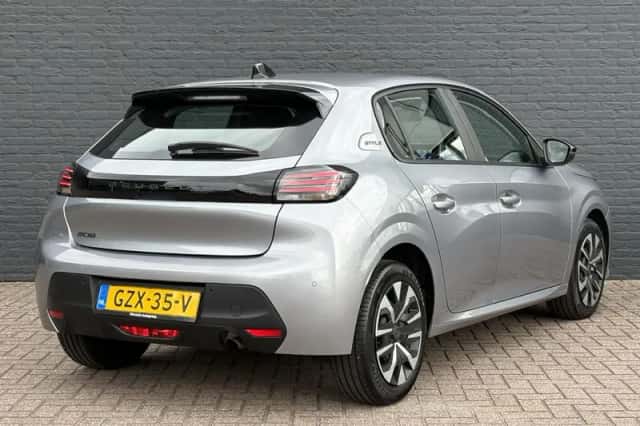 Peugeot 208 (2025) thumbnail 5