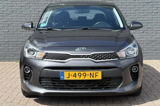 Kia Rio (2020) thumbnail 2