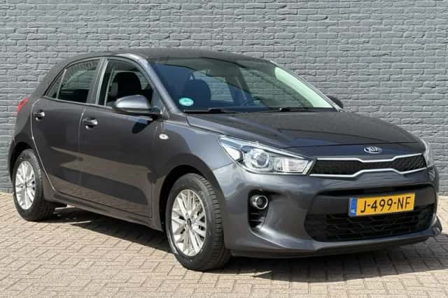 Kia Rio (2020) thumbnail 3