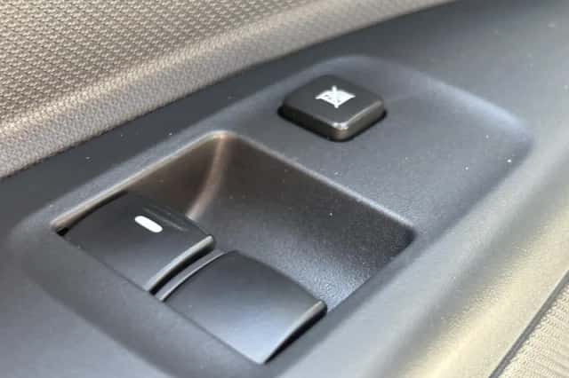 Mitsubishi Space Star (2021) thumbnail 18
