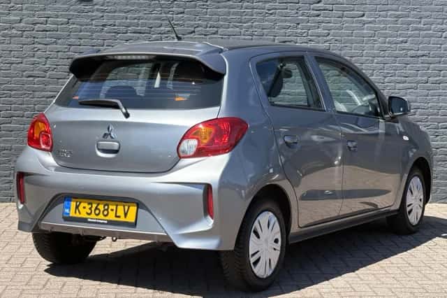 Mitsubishi Space Star (2021) thumbnail 5