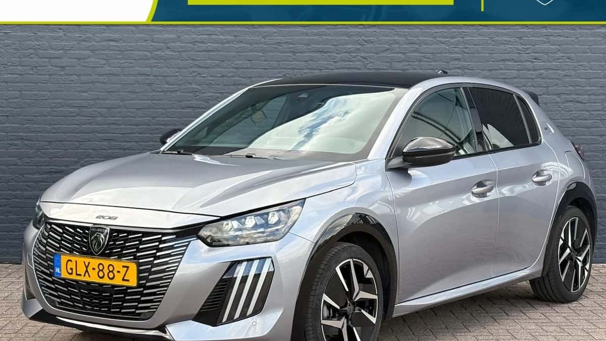 Peugeot 208 (2024) — foto 1