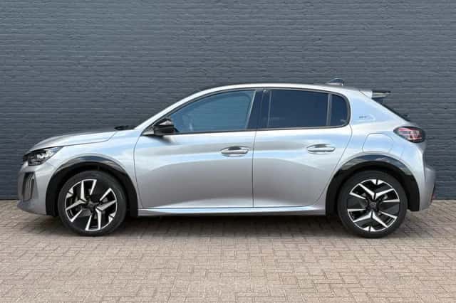 Peugeot 208 (2024) thumbnail 9