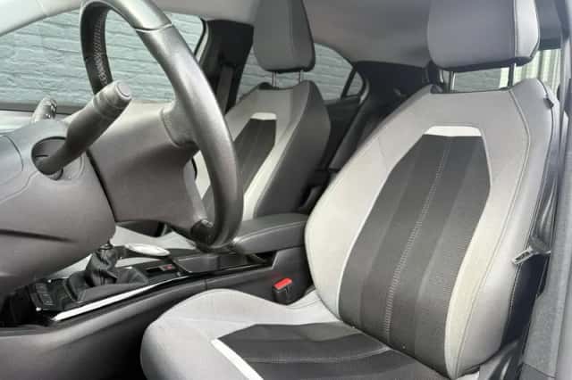 Opel Mokka (2021) thumbnail 10