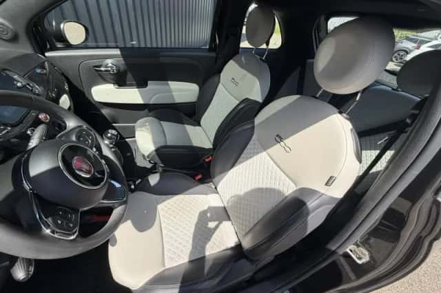 Fiat 500 (2021) thumbnail 5