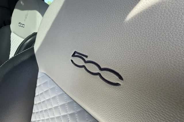 Fiat 500 (2021) thumbnail 6
