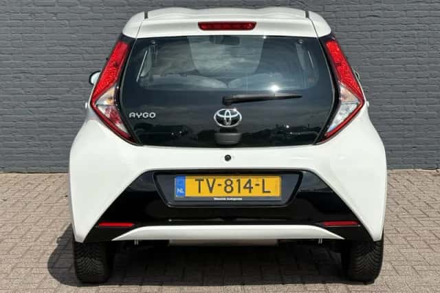 Toyota Aygo (2018) thumbnail 6