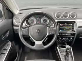 Suzuki Vitara (2022) thumbnail 16