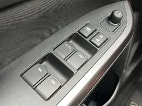 Suzuki Vitara (2022) thumbnail 18