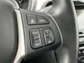 Suzuki Vitara (2022) thumbnail 21