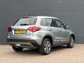 Suzuki Vitara (2022) thumbnail 5