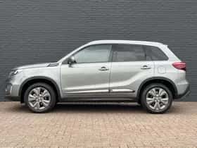 Suzuki Vitara (2022) thumbnail 9