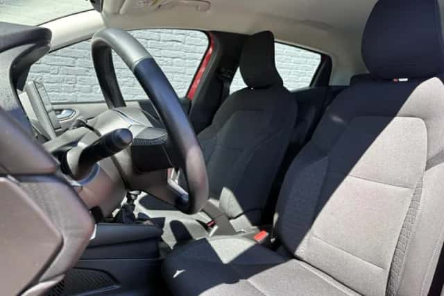 Renault Clio (2022) thumbnail 11