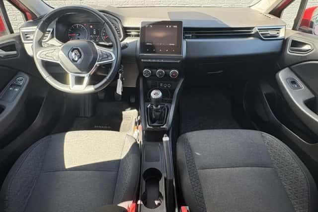 Renault Clio (2022) thumbnail 17