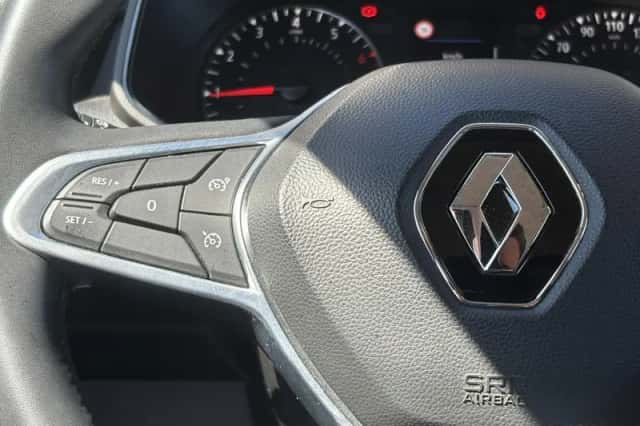 Renault Clio (2022) thumbnail 18