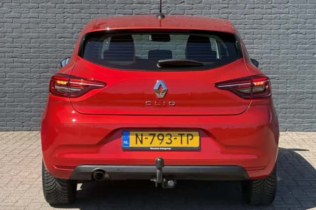 Renault Clio (2022) thumbnail 6