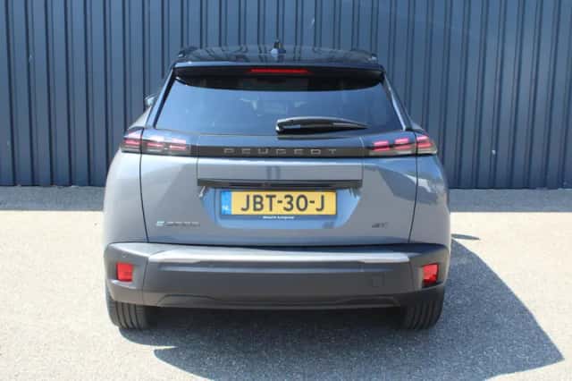 Peugeot e-2008 (2025) thumbnail 5