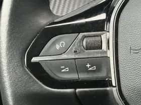Peugeot 2008 (2022) thumbnail 16